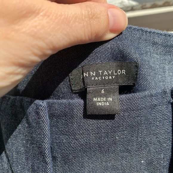 Ann Taylor Factory NWOT Capri/Crops - Picture 5 of 8